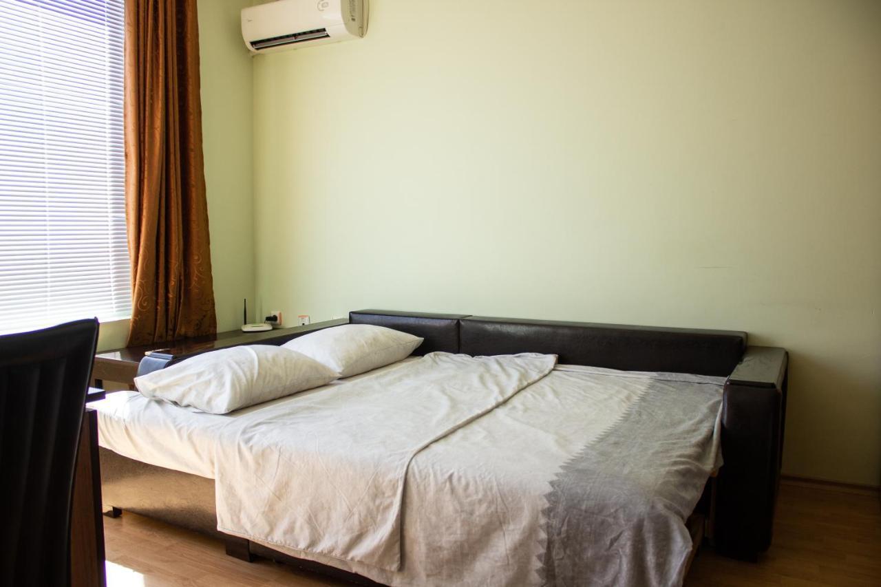 Central Couch Studio Pomorie Exterior foto