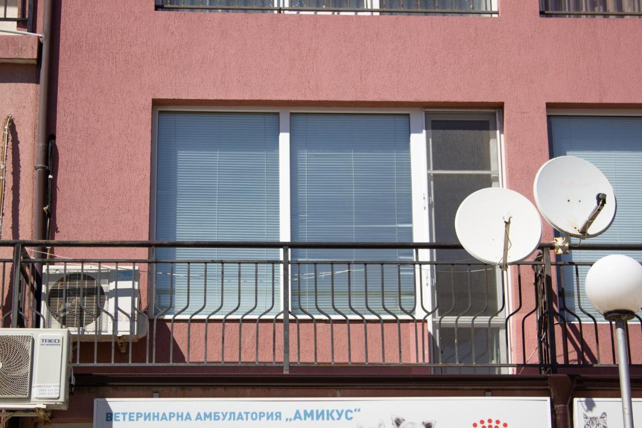 Central Couch Studio Pomorie Exterior foto